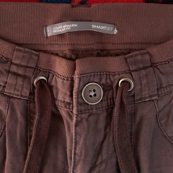 Brown Linen Capri Pants - Picture 4 of 5